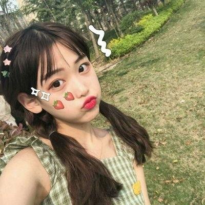 那女人的冷脸算盘封面